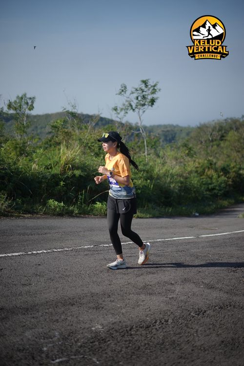 Race photo from Kelud Vertical Challenge 2024
