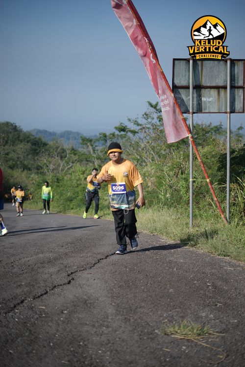 Race photo from Kelud Vertical Challenge 2024