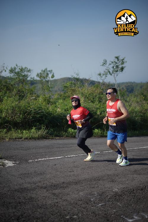 Race photo from Kelud Vertical Challenge 2024