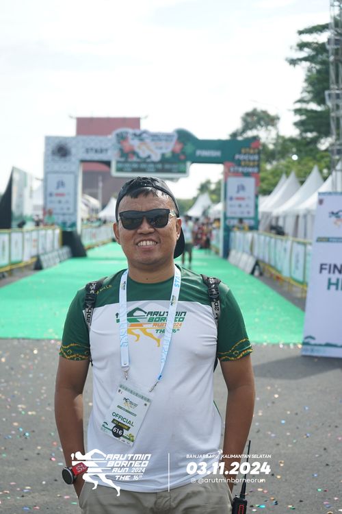 Race photo from Arutmin Borneo Run 2024