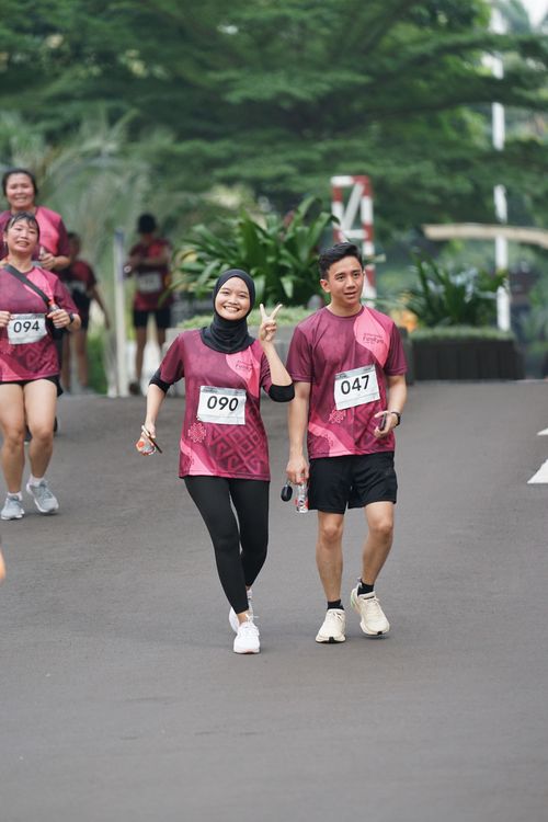 Race photo from Assurance Fun Run 2024