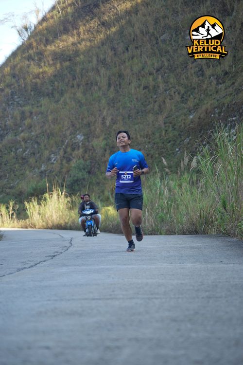 Race photo from Kelud Vertical Challenge 2024
