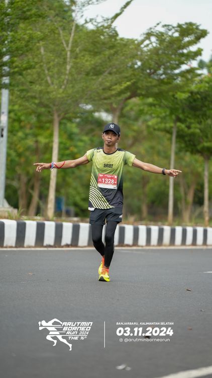 Race photo from Arutmin Borneo Run 2024