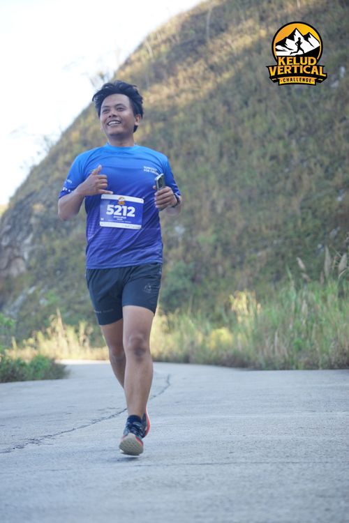 Race photo from Kelud Vertical Challenge 2024