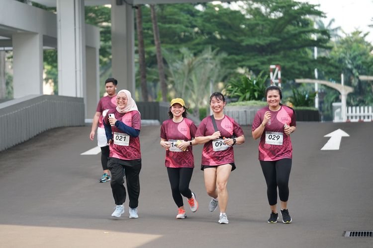 Race photo from Assurance Fun Run 2024