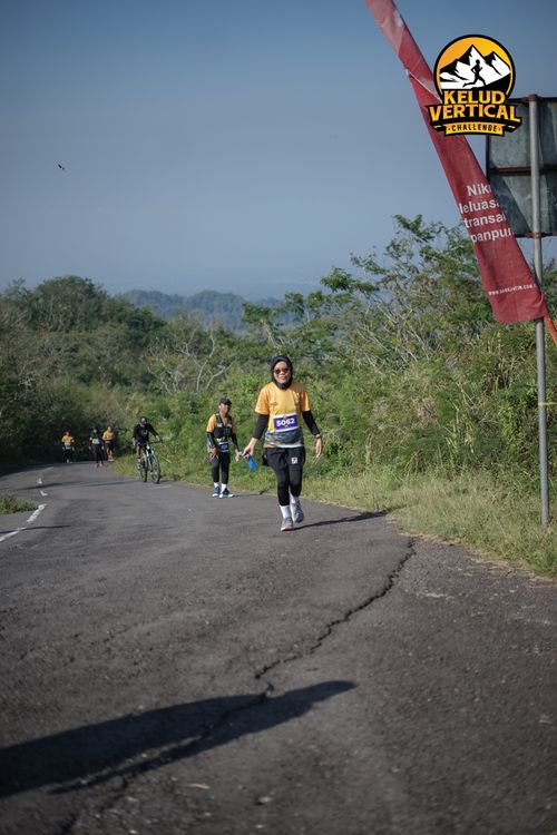 Race photo from Kelud Vertical Challenge 2024