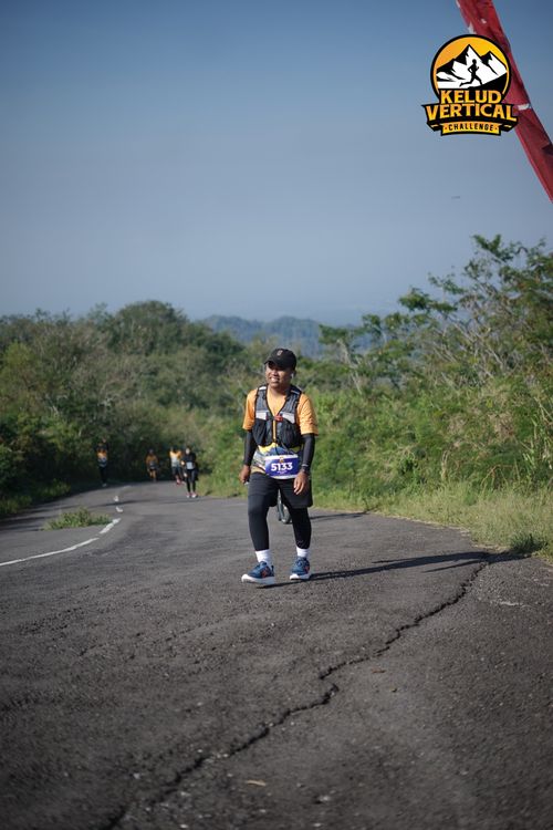 Race photo from Kelud Vertical Challenge 2024