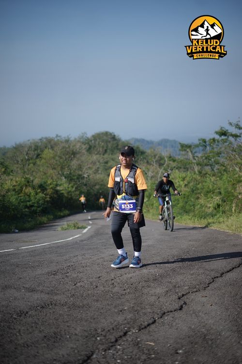 Race photo from Kelud Vertical Challenge 2024