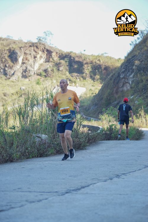 Race photo from Kelud Vertical Challenge 2024