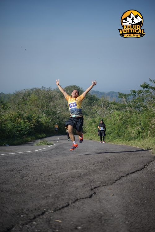 Race photo from Kelud Vertical Challenge 2024