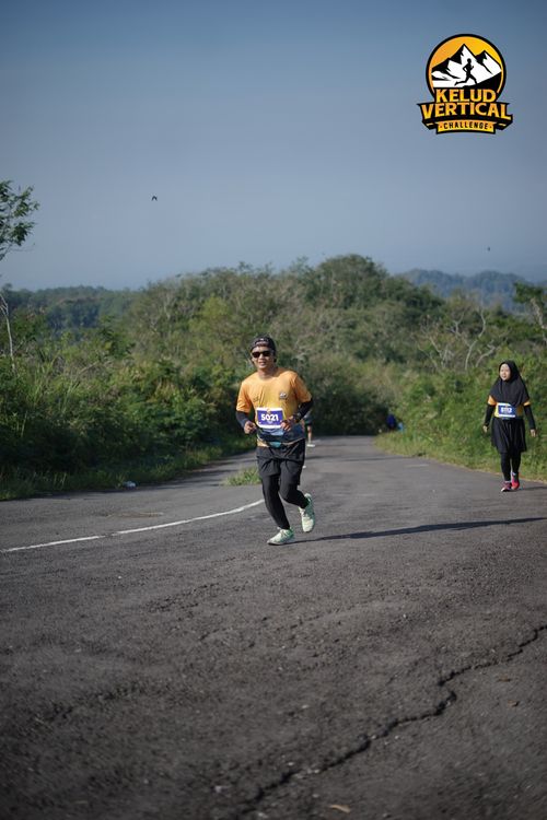 Race photo from Kelud Vertical Challenge 2024