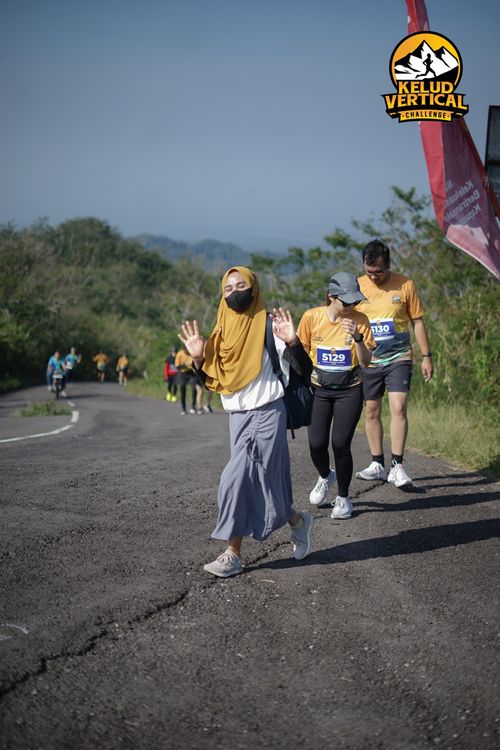 Race photo from Kelud Vertical Challenge 2024