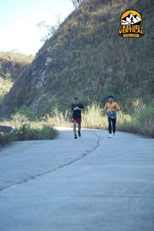Race photo from Kelud Vertical Challenge 2024
