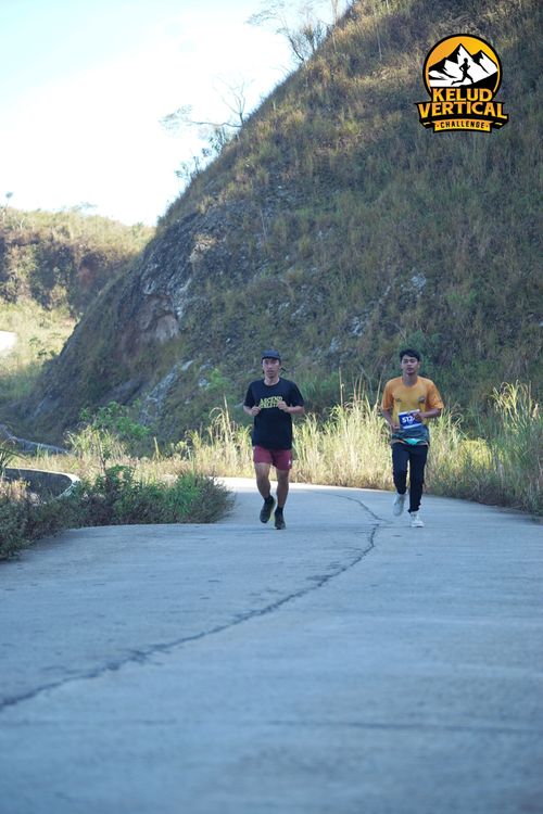 Race photo from Kelud Vertical Challenge 2024