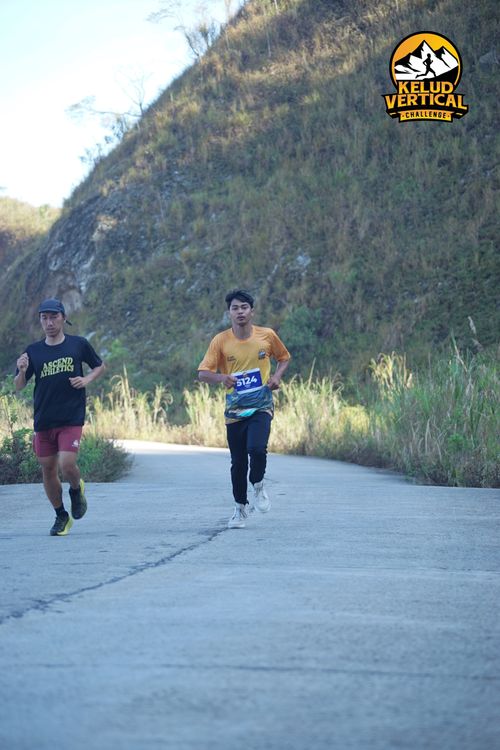 Race photo from Kelud Vertical Challenge 2024
