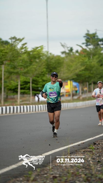 Race photo from Arutmin Borneo Run 2024