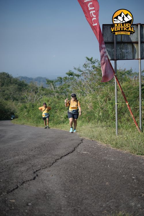 Race photo from Kelud Vertical Challenge 2024