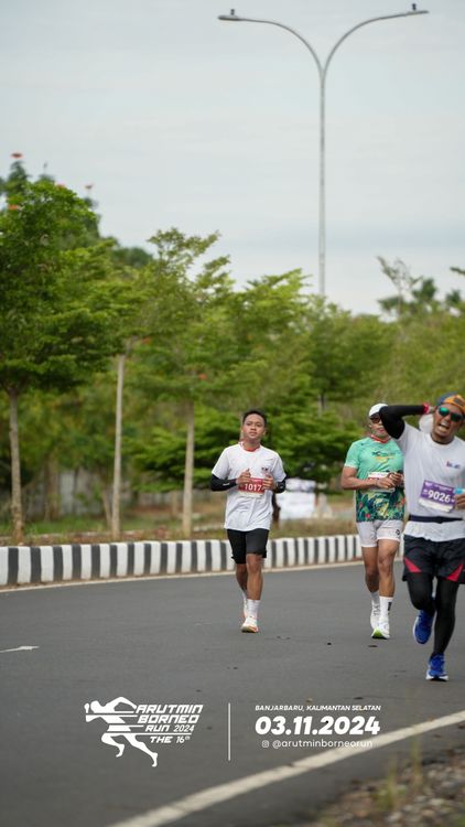 Race photo from Arutmin Borneo Run 2024