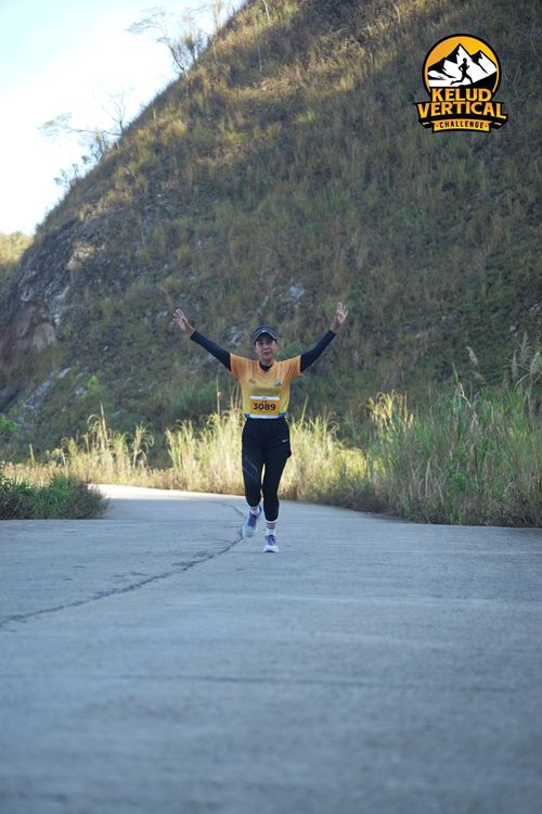 Race photo from Kelud Vertical Challenge 2024