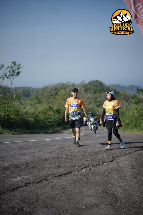Race photo from Kelud Vertical Challenge 2024