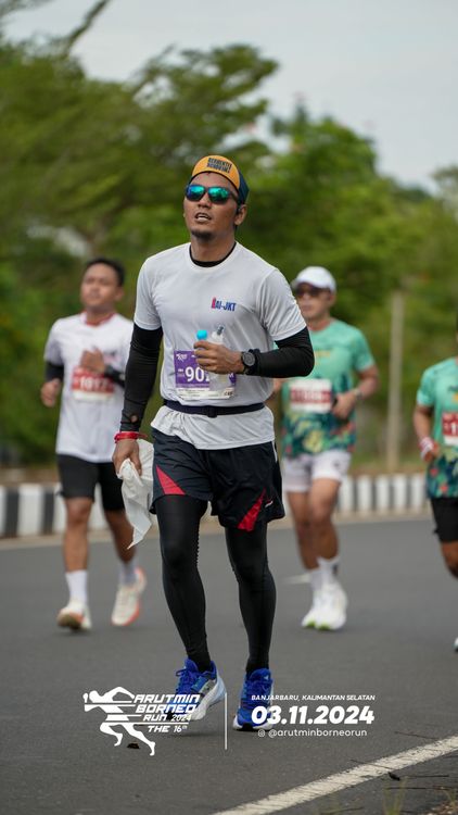 Race photo from Arutmin Borneo Run 2024