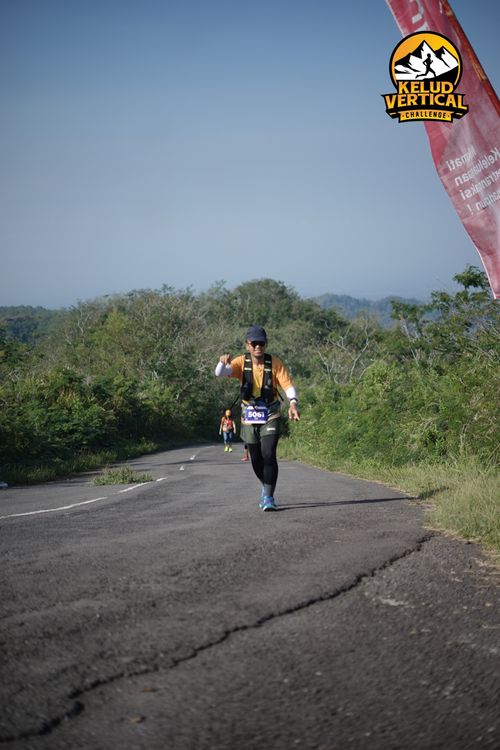Race photo from Kelud Vertical Challenge 2024