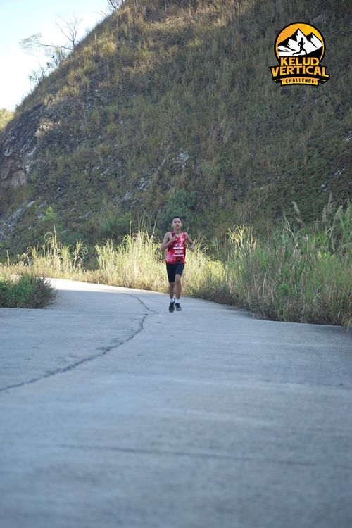 Race photo from Kelud Vertical Challenge 2024