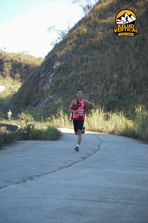 Race photo from Kelud Vertical Challenge 2024