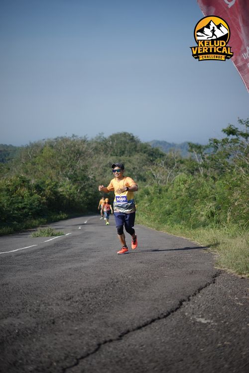 Race photo from Kelud Vertical Challenge 2024