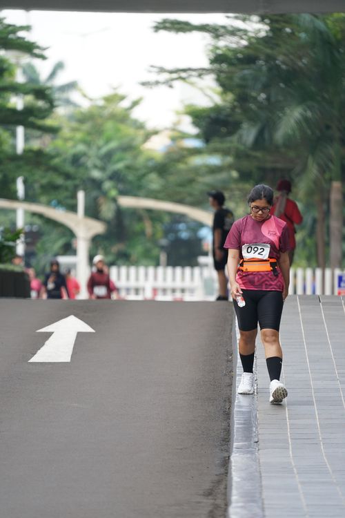 Race photo from Assurance Fun Run 2024