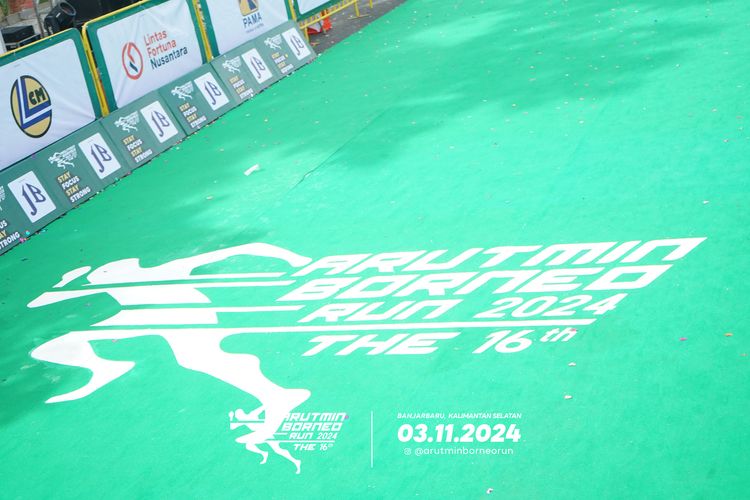 Race photo from Arutmin Borneo Run 2024