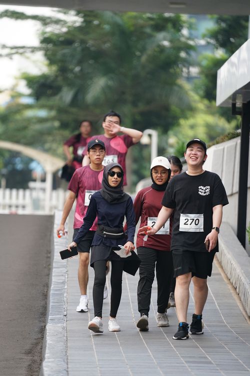 Race photo from Assurance Fun Run 2024