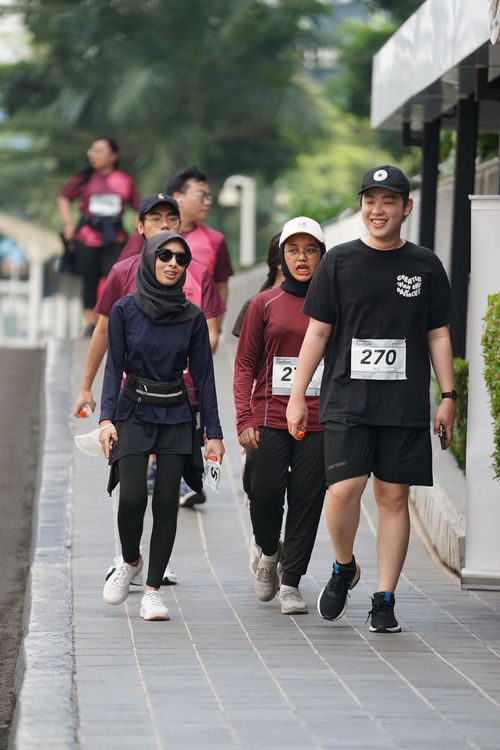 Race photo from Assurance Fun Run 2024