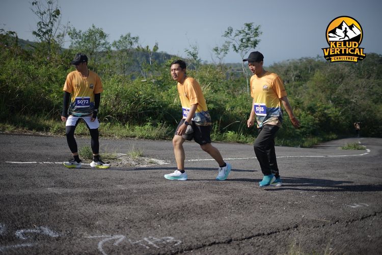 Race photo from Kelud Vertical Challenge 2024