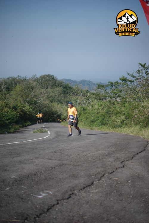 Race photo from Kelud Vertical Challenge 2024