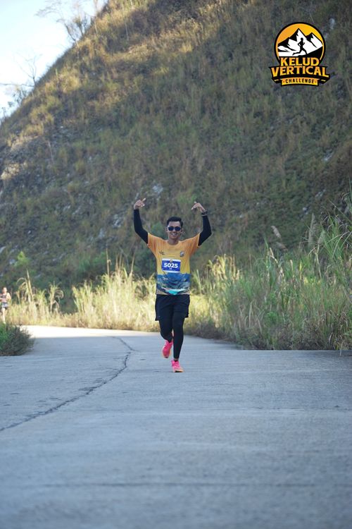 Race photo from Kelud Vertical Challenge 2024