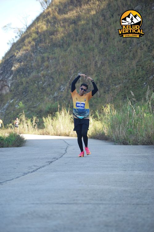 Race photo from Kelud Vertical Challenge 2024