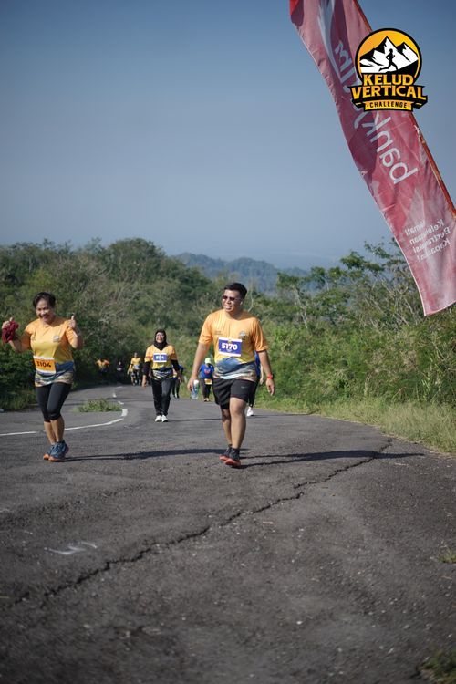 Race photo from Kelud Vertical Challenge 2024