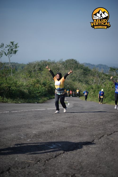 Race photo from Kelud Vertical Challenge 2024