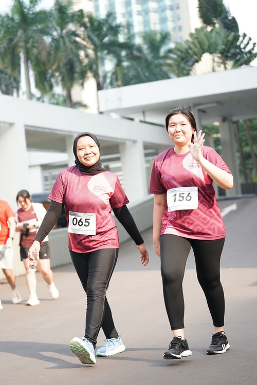 Race photo from Assurance Fun Run 2024