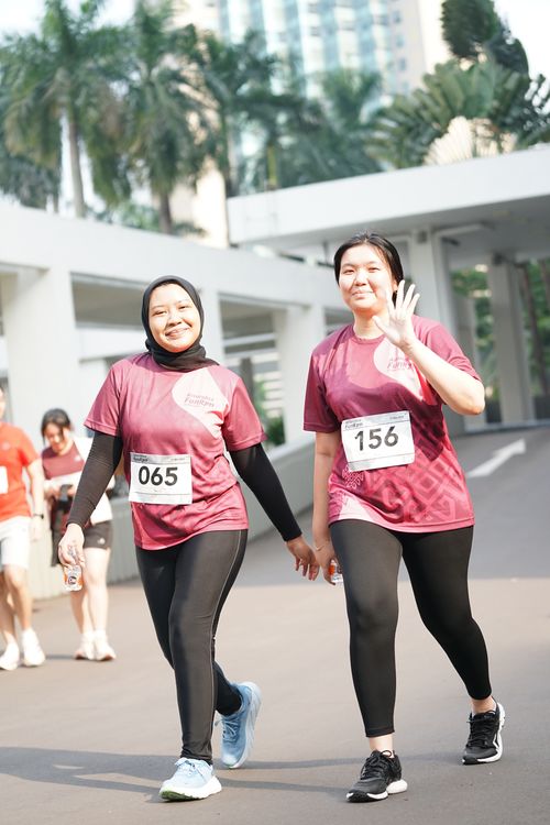 Race photo from Assurance Fun Run 2024