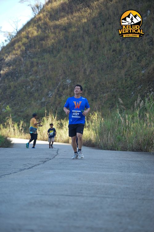 Race photo from Kelud Vertical Challenge 2024