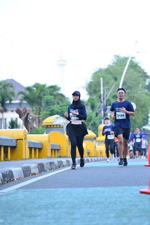 Race photo from KEMLU RUN 2025