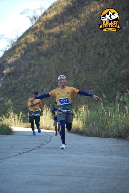 Race photo from Kelud Vertical Challenge 2024