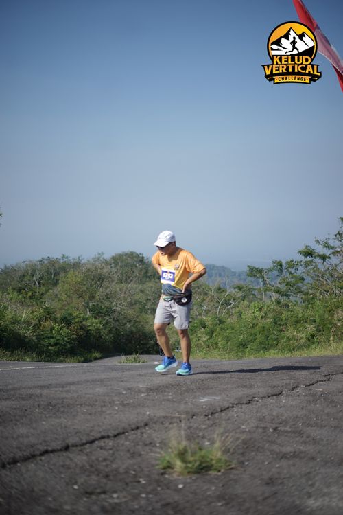 Race photo from Kelud Vertical Challenge 2024