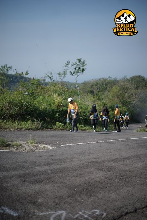 Race photo from Kelud Vertical Challenge 2024