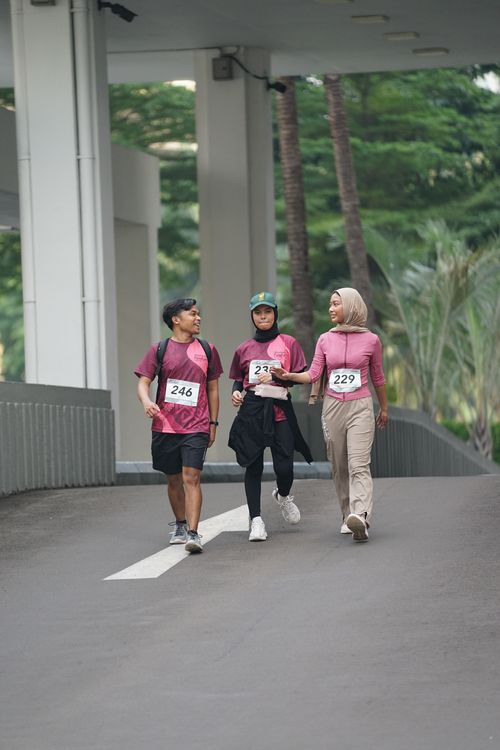 Race photo from Assurance Fun Run 2024