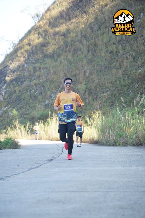 Race photo from Kelud Vertical Challenge 2024
