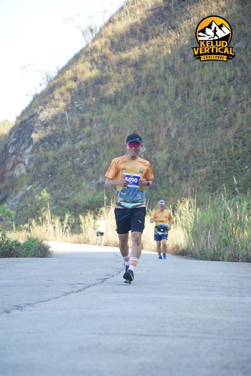 Race photo from Kelud Vertical Challenge 2024