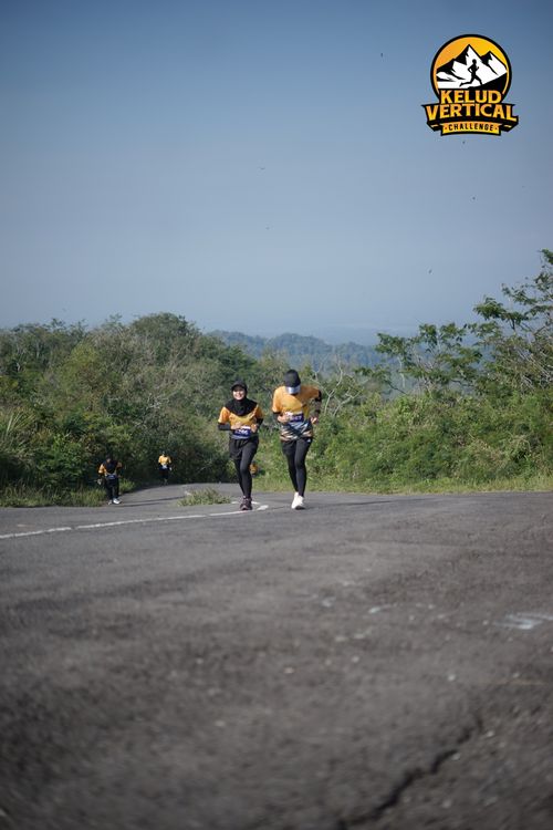 Race photo from Kelud Vertical Challenge 2024